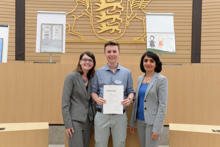 Jannis Kühn ist Gewinner des 59. Schülerwettbewerbs des Landtags von Baden-Württemberg